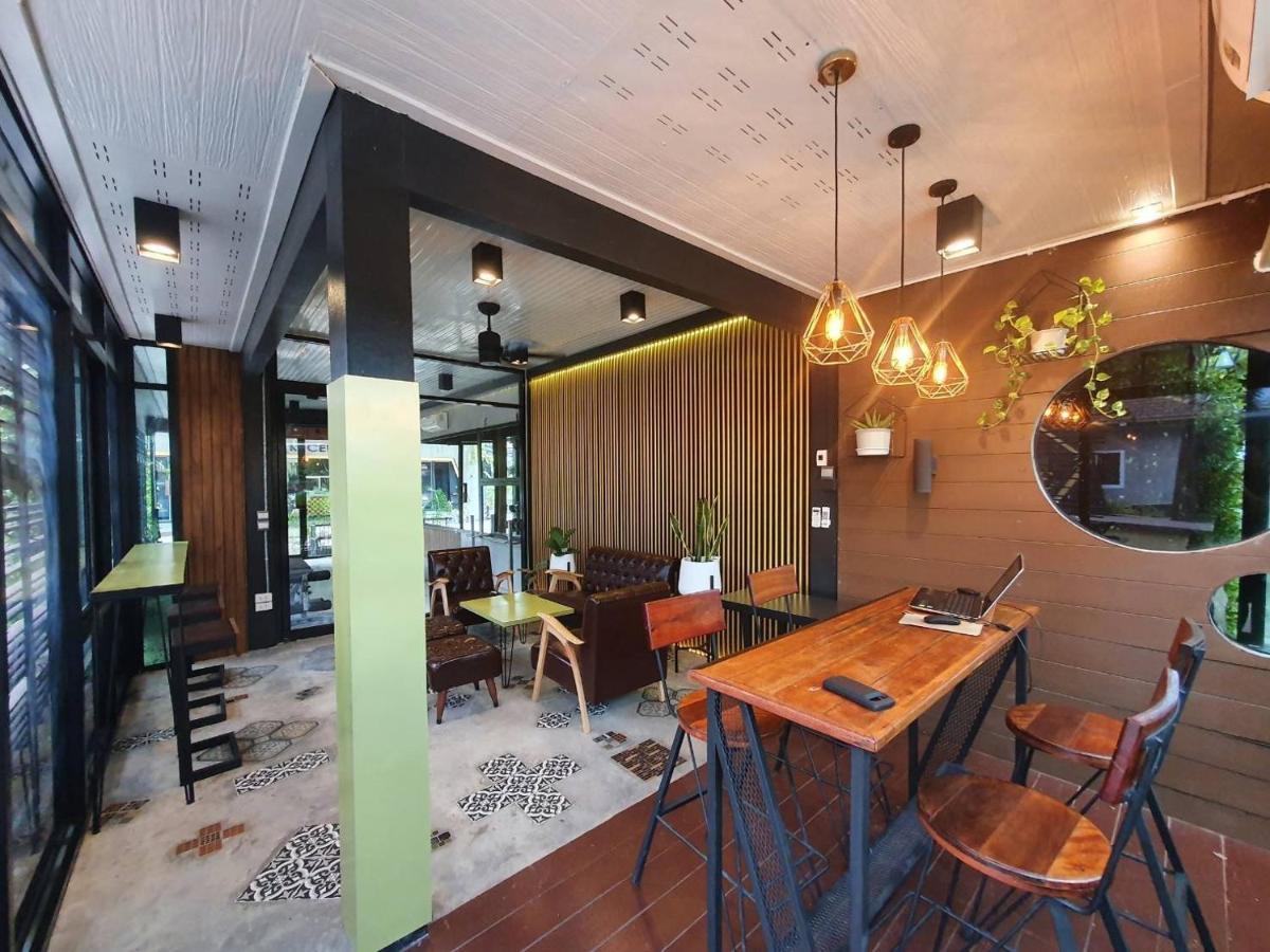 Golden House Hotel Sakaeo Sa Kaeo Exterior photo