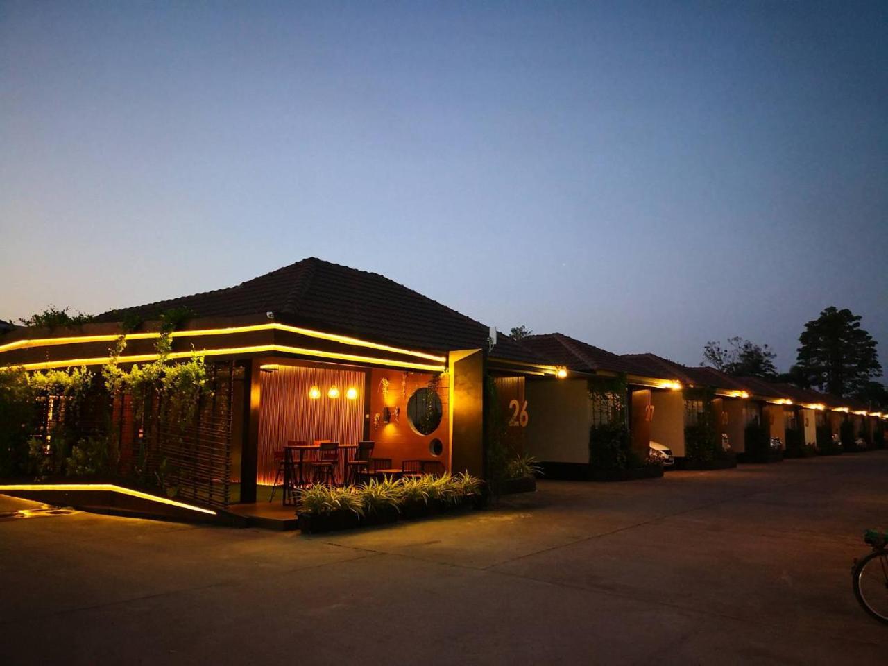 Golden House Hotel Sakaeo Sa Kaeo Exterior photo